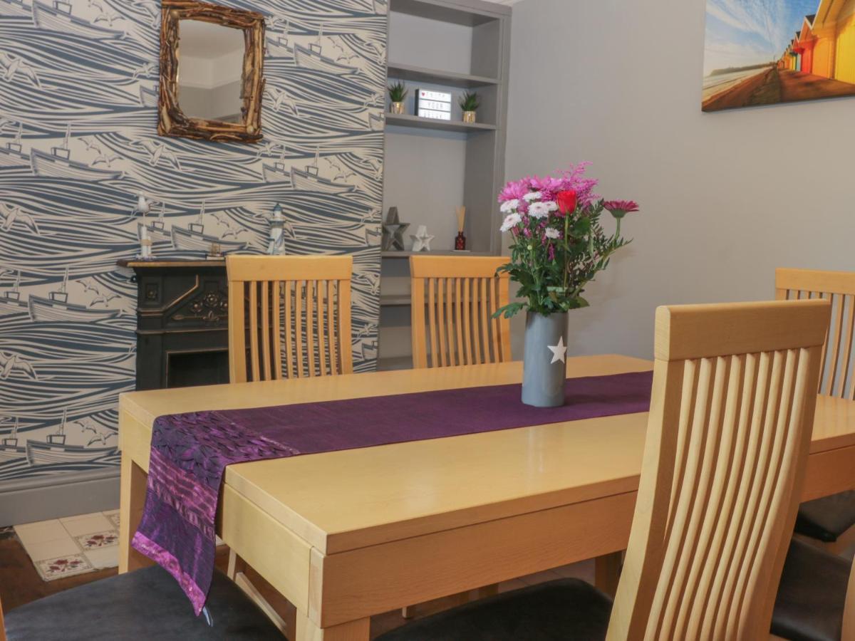Brinkburn Cottage Скарборо Экстерьер фото